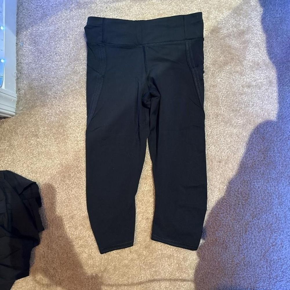 Vintage Y2K thrifted black lululemon Thigh half legging